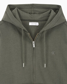 Buy 남성 아카이브 로고 플리스 집업 후디 in color CHARCOAL