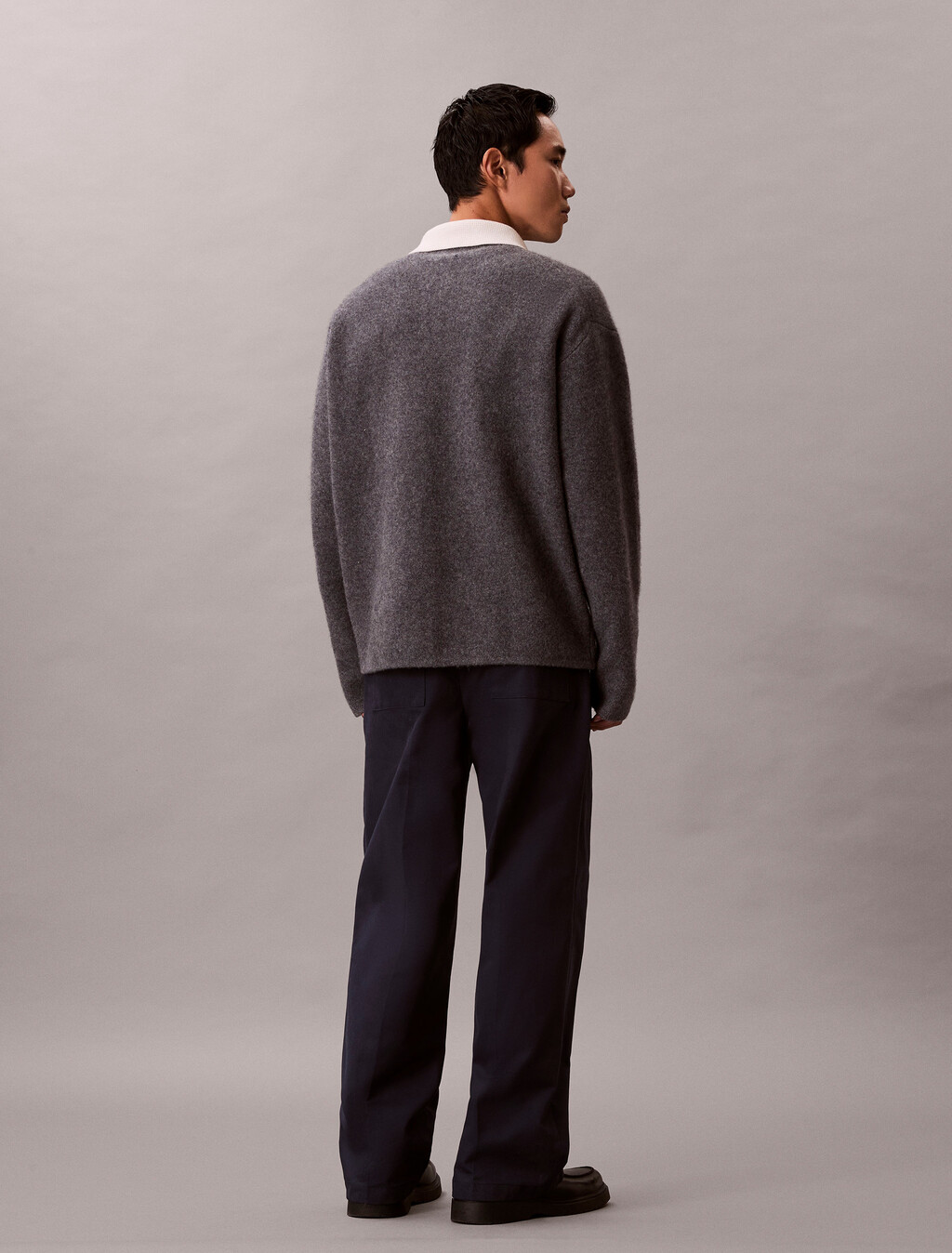 Buy 남성 모일드 메리노 울 콘트라스트 카라 풀집 가디건 in color MEDIUM GREY HEATHER