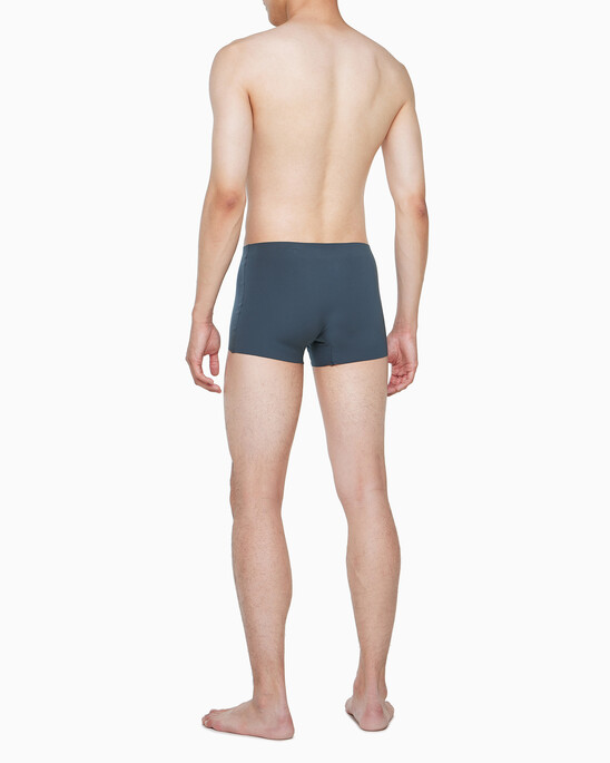 CK 블랙 | Calvin Klein Korea