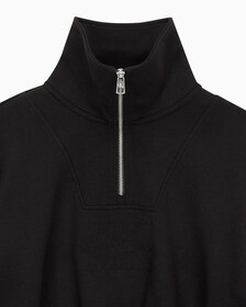 Buy 여성 하프집 엠보스 폴로넥 스웻 in color CK BLACK