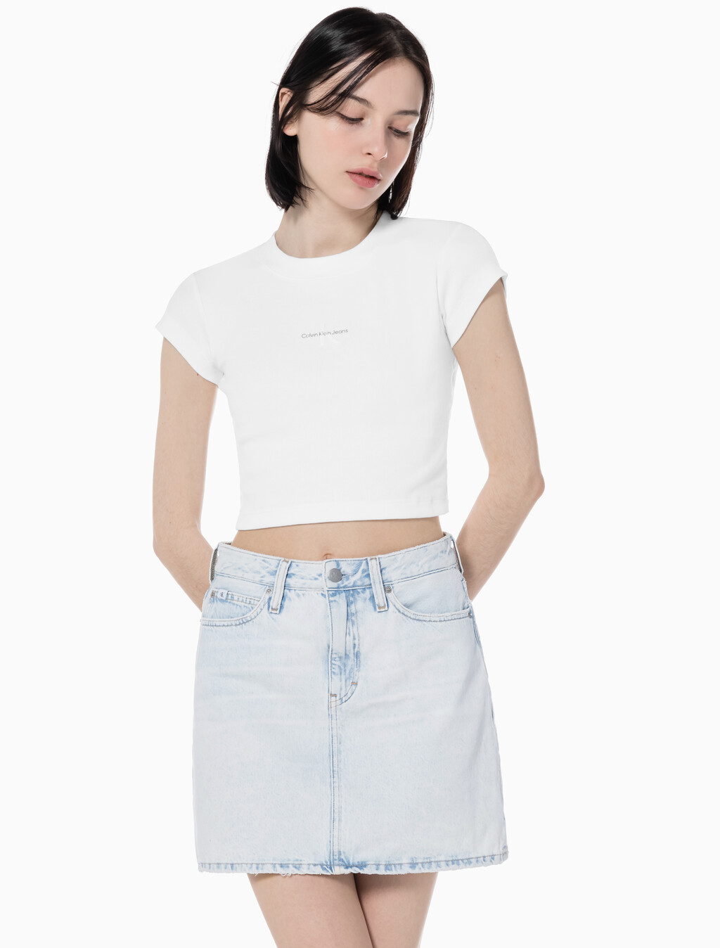 Buy 여성 모노그램 베이비 티셔츠  in color BRIGHT WHITE