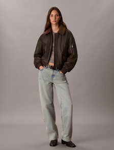 Buy 여성 페이크 레더 패디드 숏 봄버 자켓 in color Dark brown
