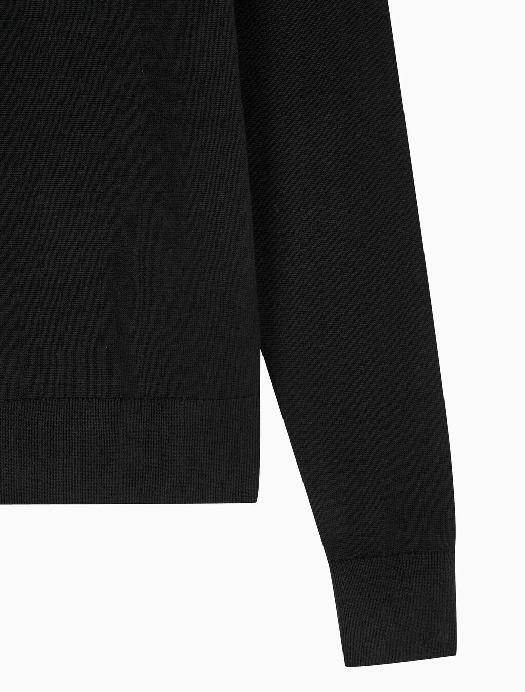 Buy 여성 크루넥 파인 스웨터 in color CK BLACK