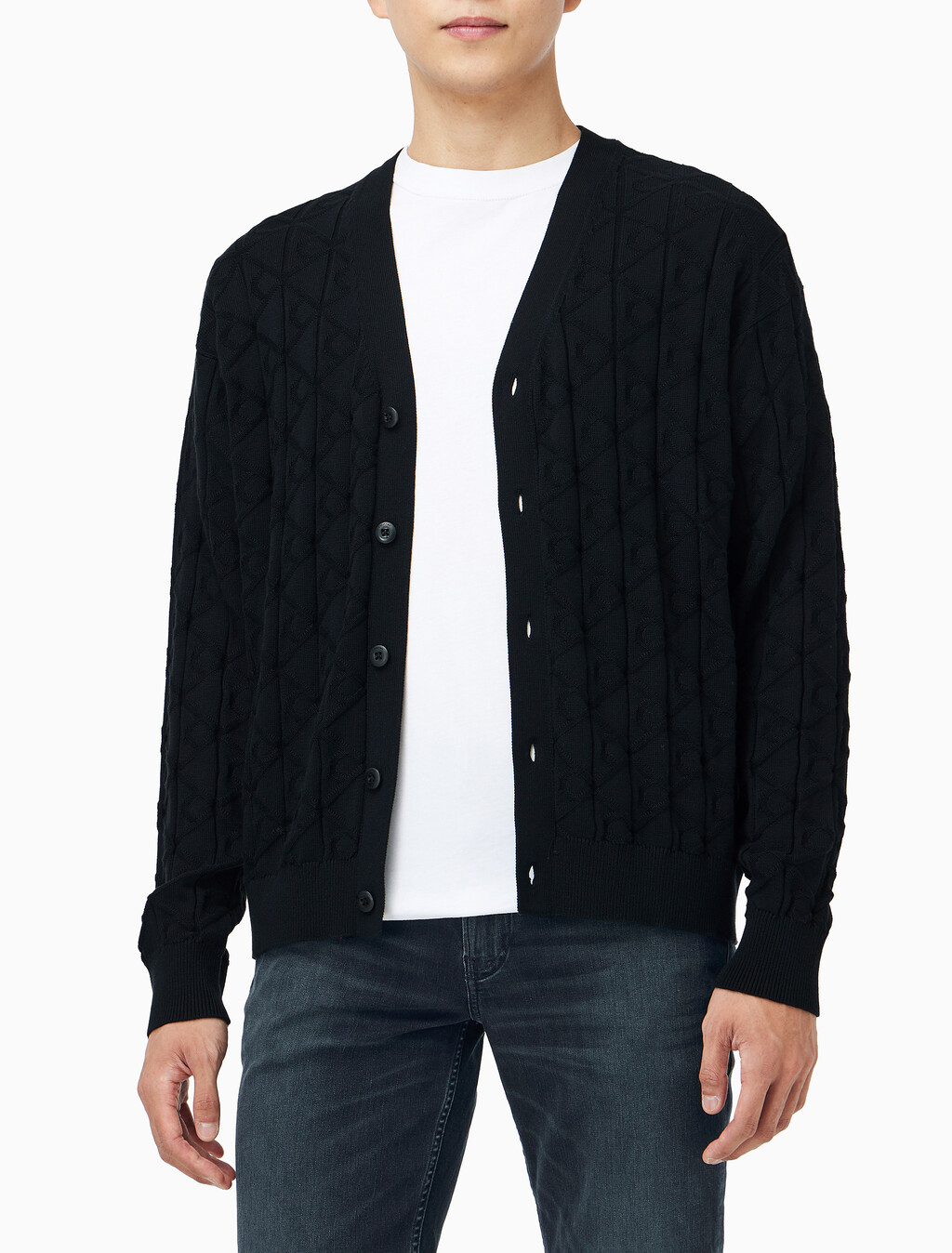 Buy 남성 이지 AOP 코튼 가디건 스웨터 in color BLACK