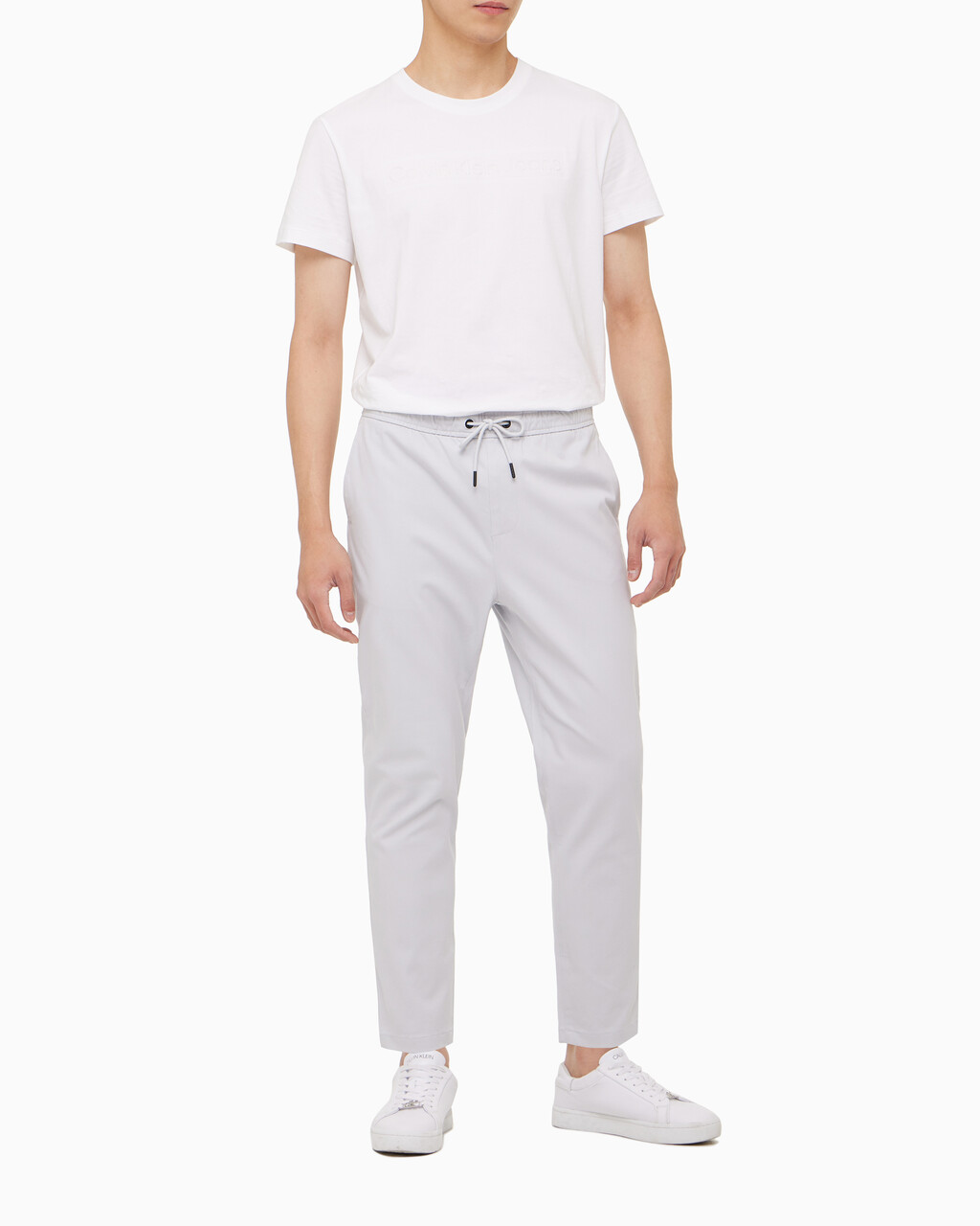 Buy 남성 슬림핏 드로코드 치노 팬츠 in color GHOST GREY