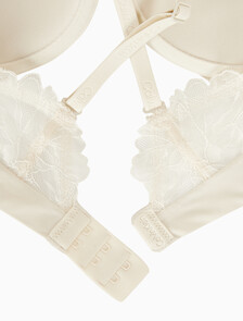 Buy 여성 퍼펙틀리 핏 레이스 AF 퍼펙트 커버리지 컨투어 브라 in color BONE WHITE