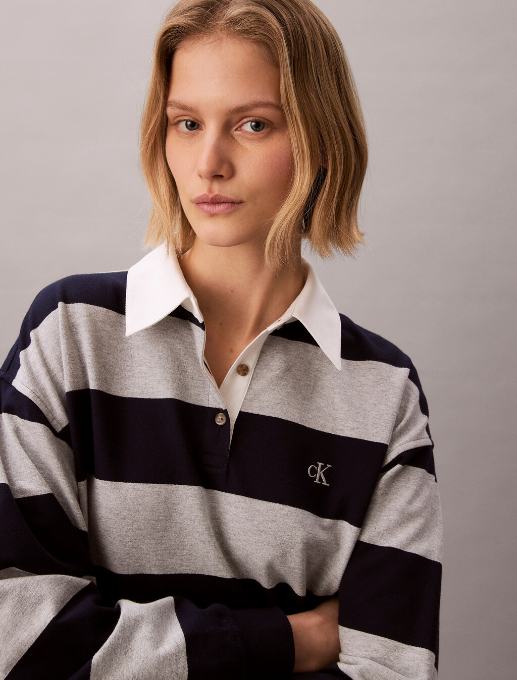 Buy 여성 바시티 스트라이프 미니 폴로 드레스 in color BARITONE BLUE