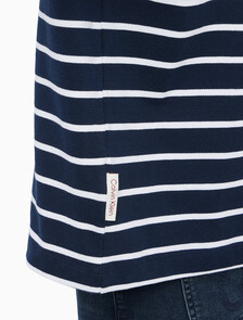 Buy 스트라이프 피케 캘빈 NYC 티 in color DARK SAPPHIRE