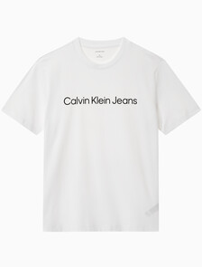 Buy 남성 레귤러핏 인스티튜셔널 로고 반팔 티셔츠 in color BRILLIANT WHITE