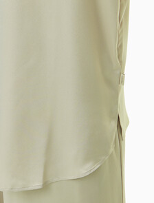 Buy 여성 새틴 롱 슬리브 탑 in color LIGHT GREEN