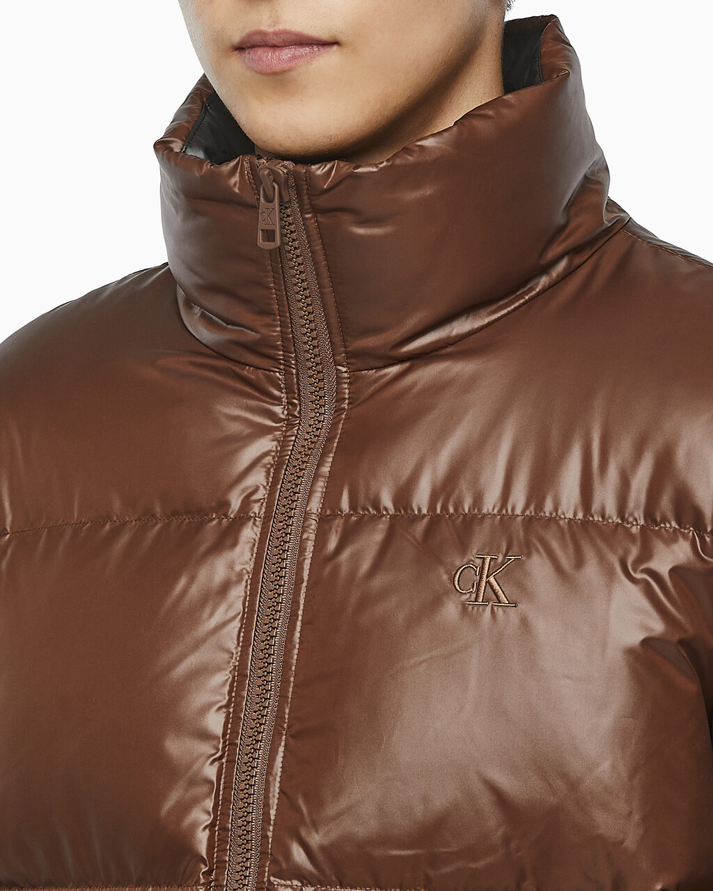 Buy 남녀공용 글로시 숏 푸퍼 in color DARK BROWN