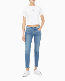 Buy 여성 로고 뱃지 크롭 반팔 티셔츠 in color BRIGHT WHITE