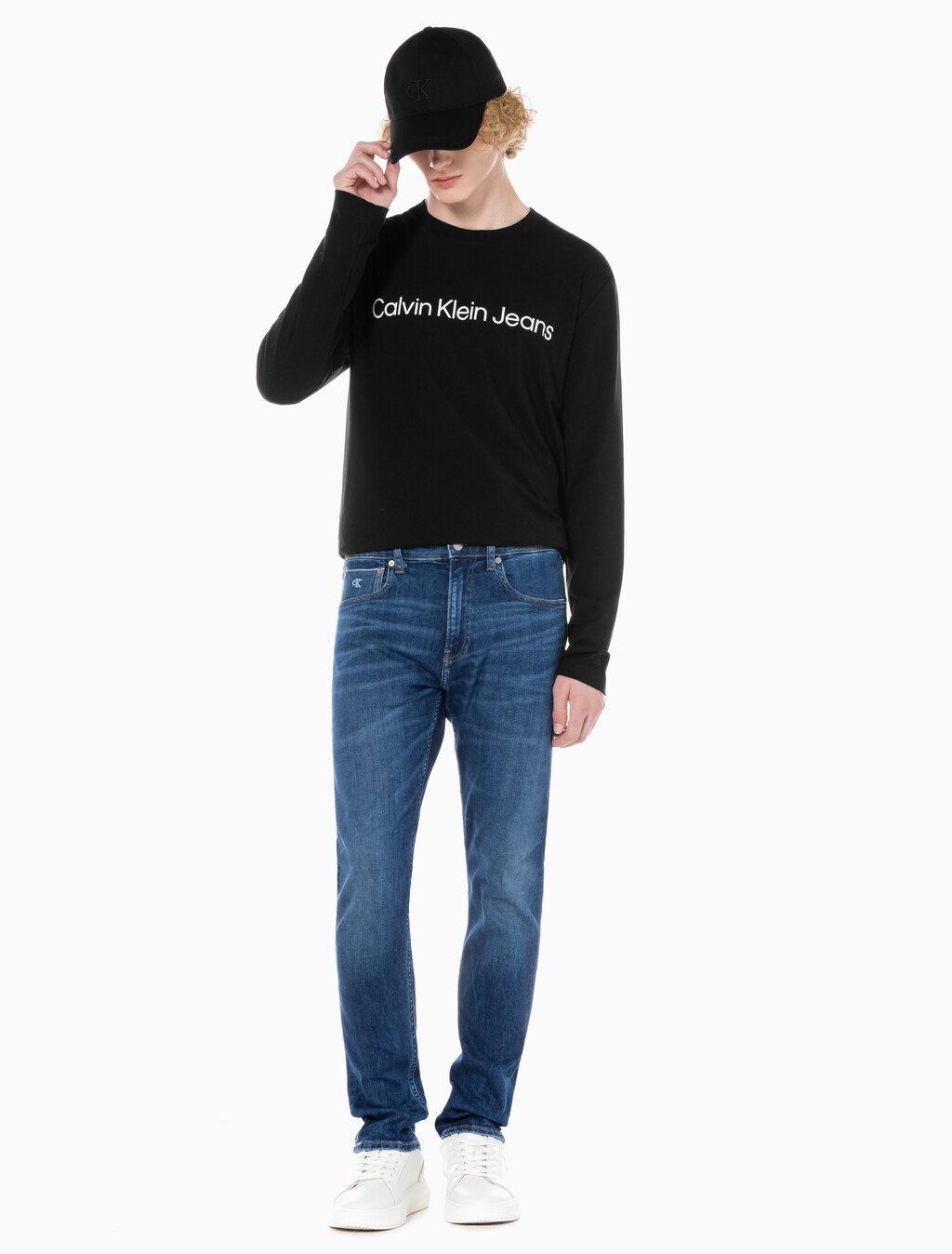 Buy 남성 모던 테이퍼핏 다크블루 데님 in color BLUE BLACK HANGER LOOP