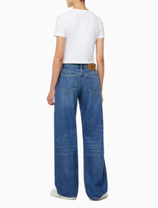 Buy 여성 로우라이즈 릴렉스핏 미드블루 37.5 라이트웨이트 데님 in color MID BLUE BACK EMBRO