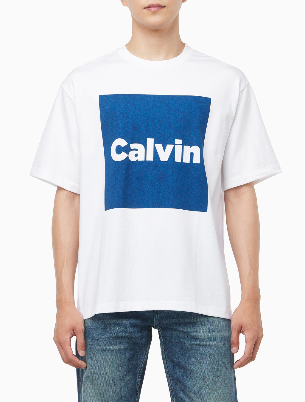 Buy 남성 캘빈 박스로고 반팔 티셔츠 in color BRILLIANT WHITE