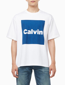 Buy 남성 캘빈 박스로고 반팔 티셔츠 in color BRILLIANT WHITE