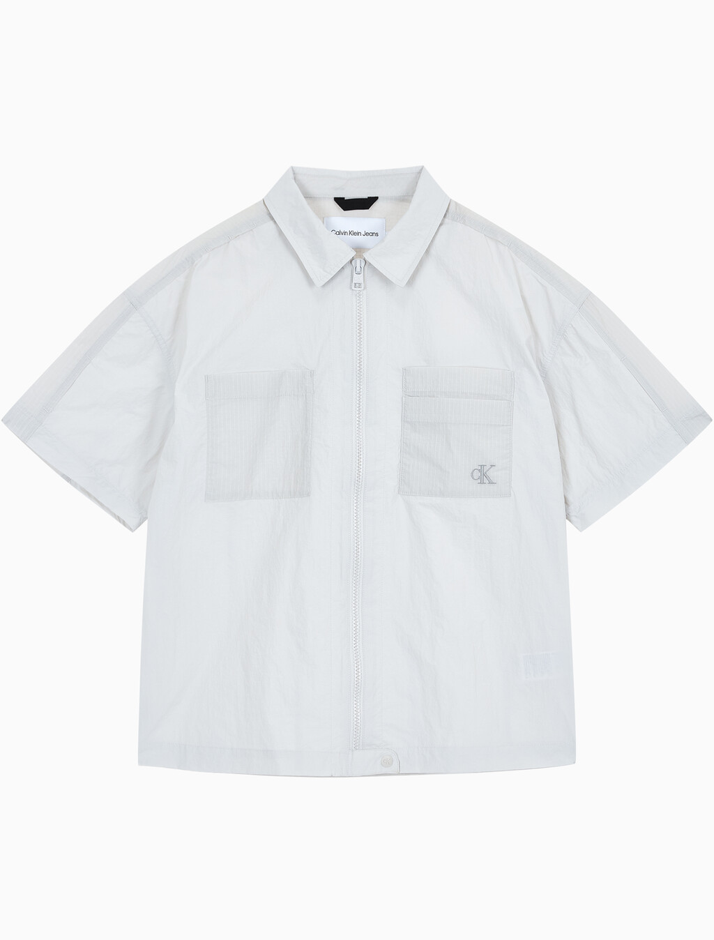 Buy 남성 릴렉스핏 디테처블 유틸리티 셔츠 in color WHITE