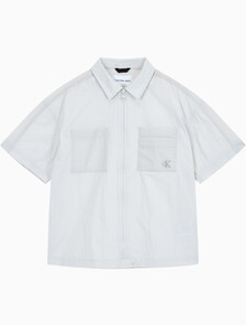 Buy 남성 릴렉스핏 디테처블 유틸리티 셔츠 in color WHITE