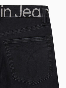 Buy 남성 슬림핏 블랙 데님 in color WASHED BLACK LOGO LACE