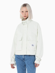 Buy 여성 코튼 유틸리티 숏 자켓 in color WHITE