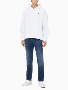 Buy 남성 아카이브 릴렉스핏 CK 스몰 로고 기모 후디 in color BRILLIANT WHITE