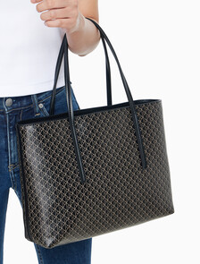 Buy 여성 코티드 AOP 스몰 토트 in color Black Aop