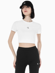 Buy 여성 슬림핏 베이비 크롭 반팔 티셔츠 in color BRIGHT WHITE