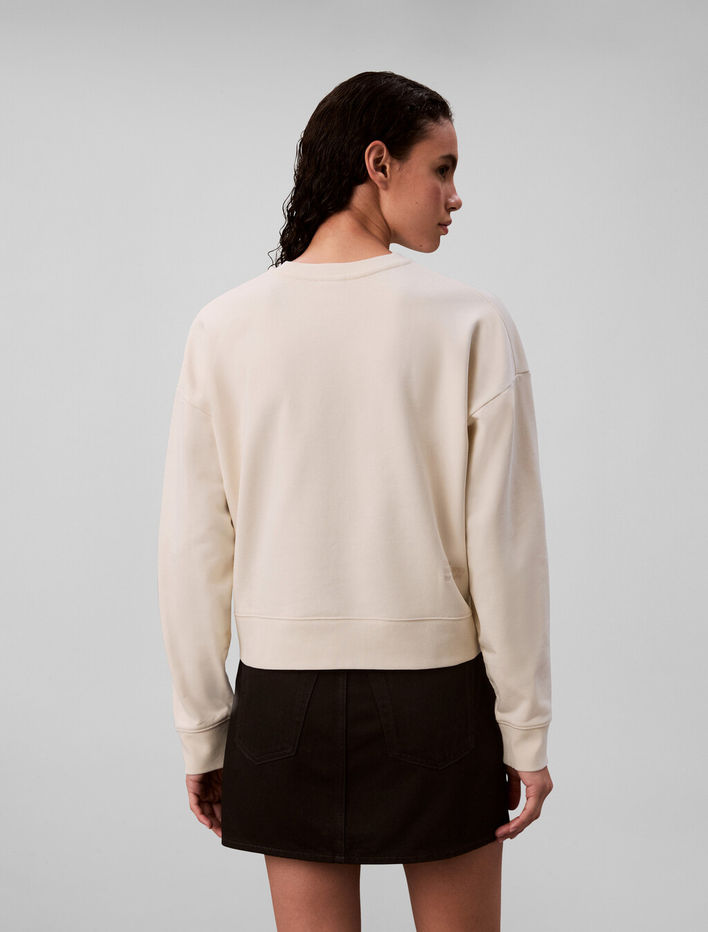 Buy 클래식 케이트 모스 크루넥 스웻셔츠 in color Ivory