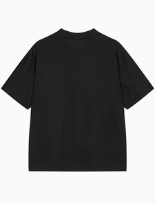 Buy 남성 릴렉스핏 기능성 포켓 반팔 티셔츠 in color CK BLACK