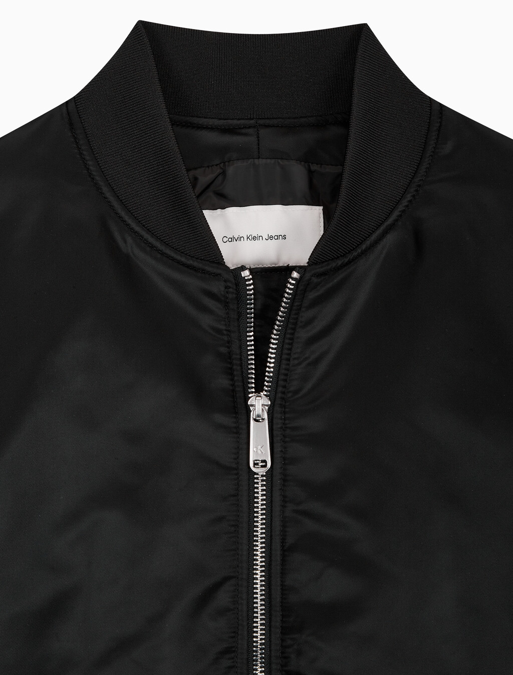 Buy 여성 필드 나일론 보머 자켓 in color BLACK