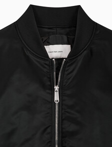 Buy 여성 필드 나일론 보머 자켓 in color BLACK