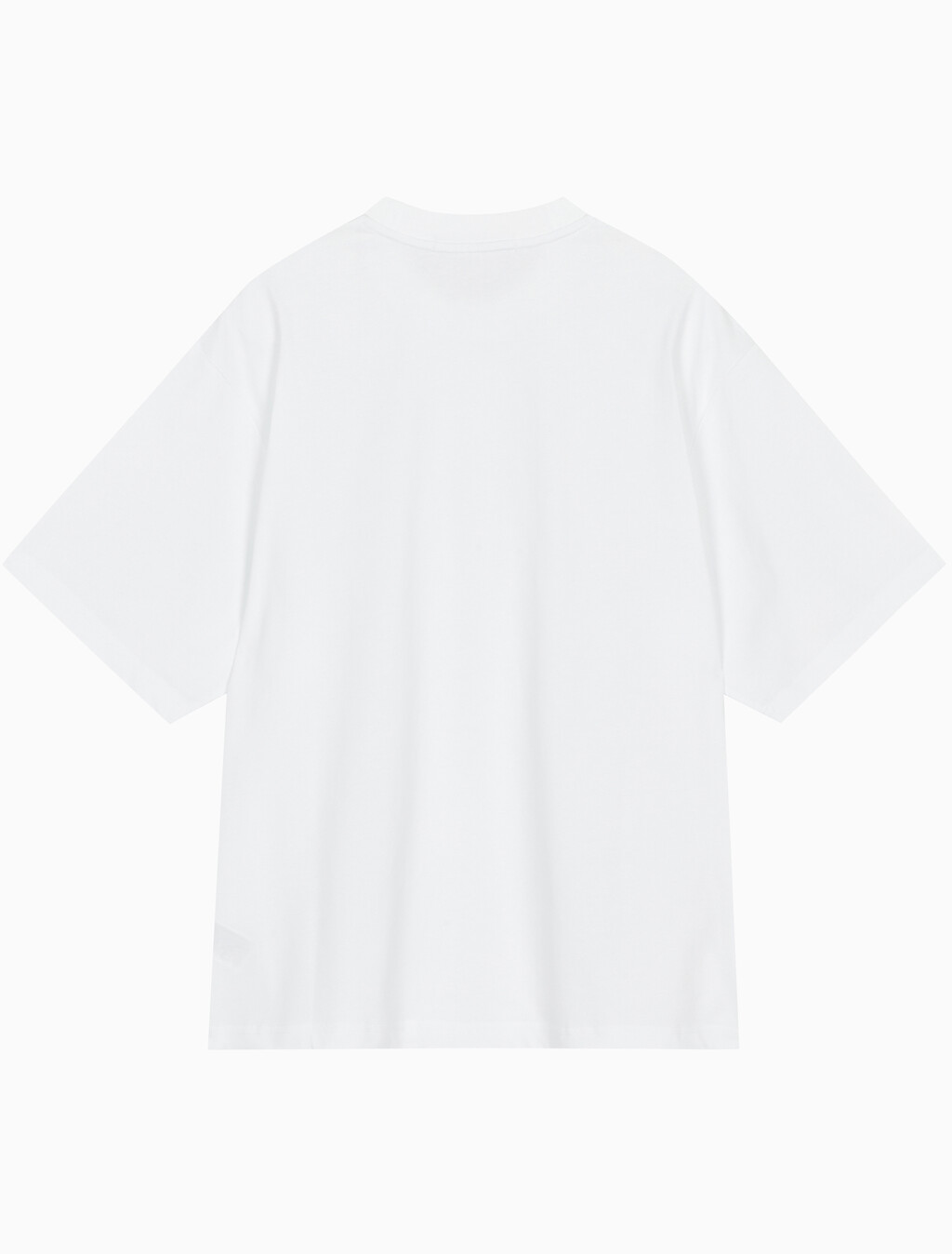 Buy 남성 릴렉스핏 스몰 로고 반팔 티셔츠 in color BRIGHT WHITE