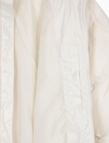 Buy 남녀공용 스탠드 카라 글로시 다운 푸퍼 자켓 in color WHITE