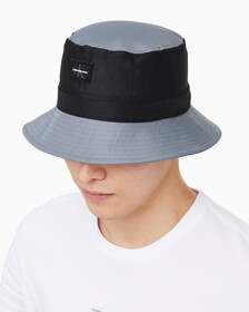Buy 남성 CKJ 스포츠 에센셜 버킷햇 in color OVERCAST GREY