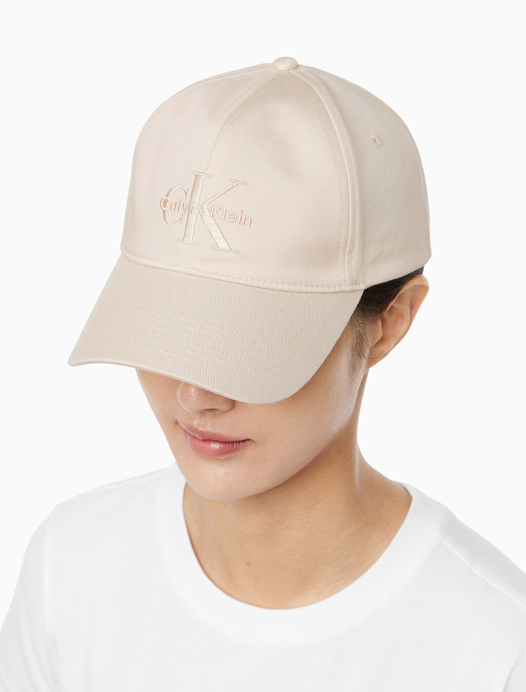 Buy 남녀공용 CKJ 모노그램 베이스볼 캡 in color LIGHT PINK