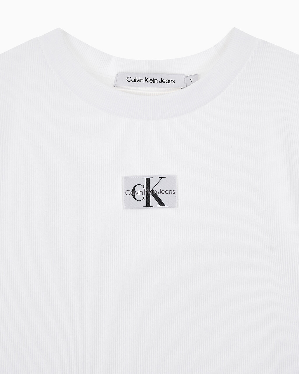 Buy 여성 로고 뱃지 크롭 반팔 티셔츠 in color BRIGHT WHITE