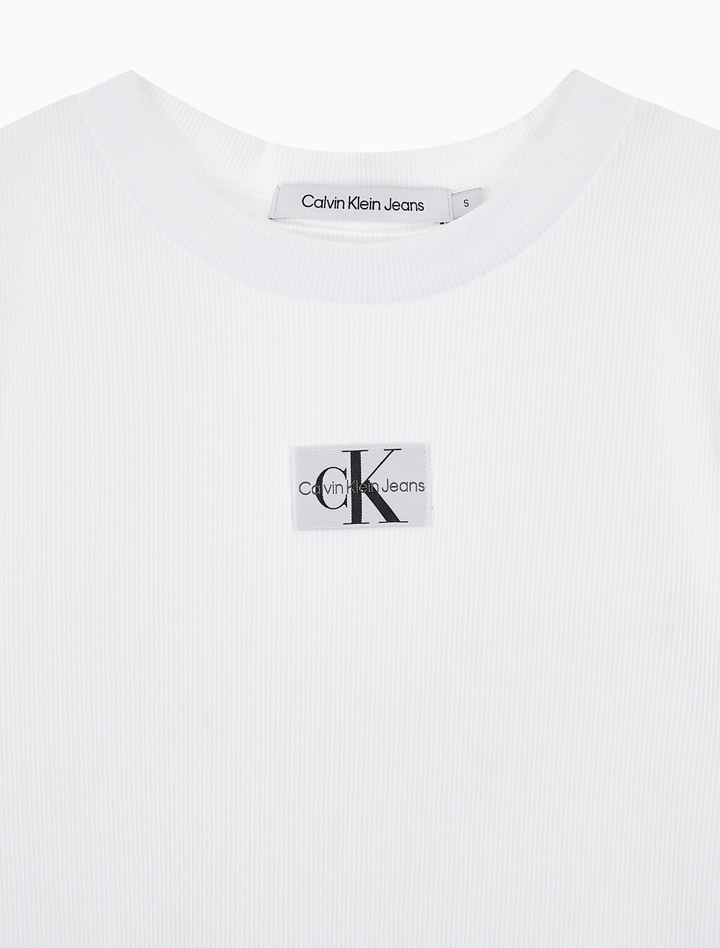 Buy 여성 로고 뱃지 크롭 반팔 티셔츠 in color BRIGHT WHITE