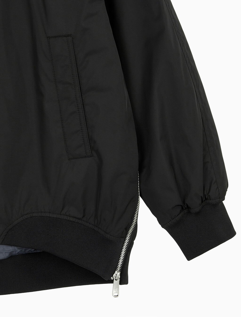 Buy 여성 롱 보머 자켓 in color CK BLACK