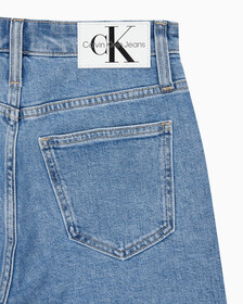 Buy 여성 버뮤다 맘핏 데님 쇼츠 in color 028A CHALKY BLU