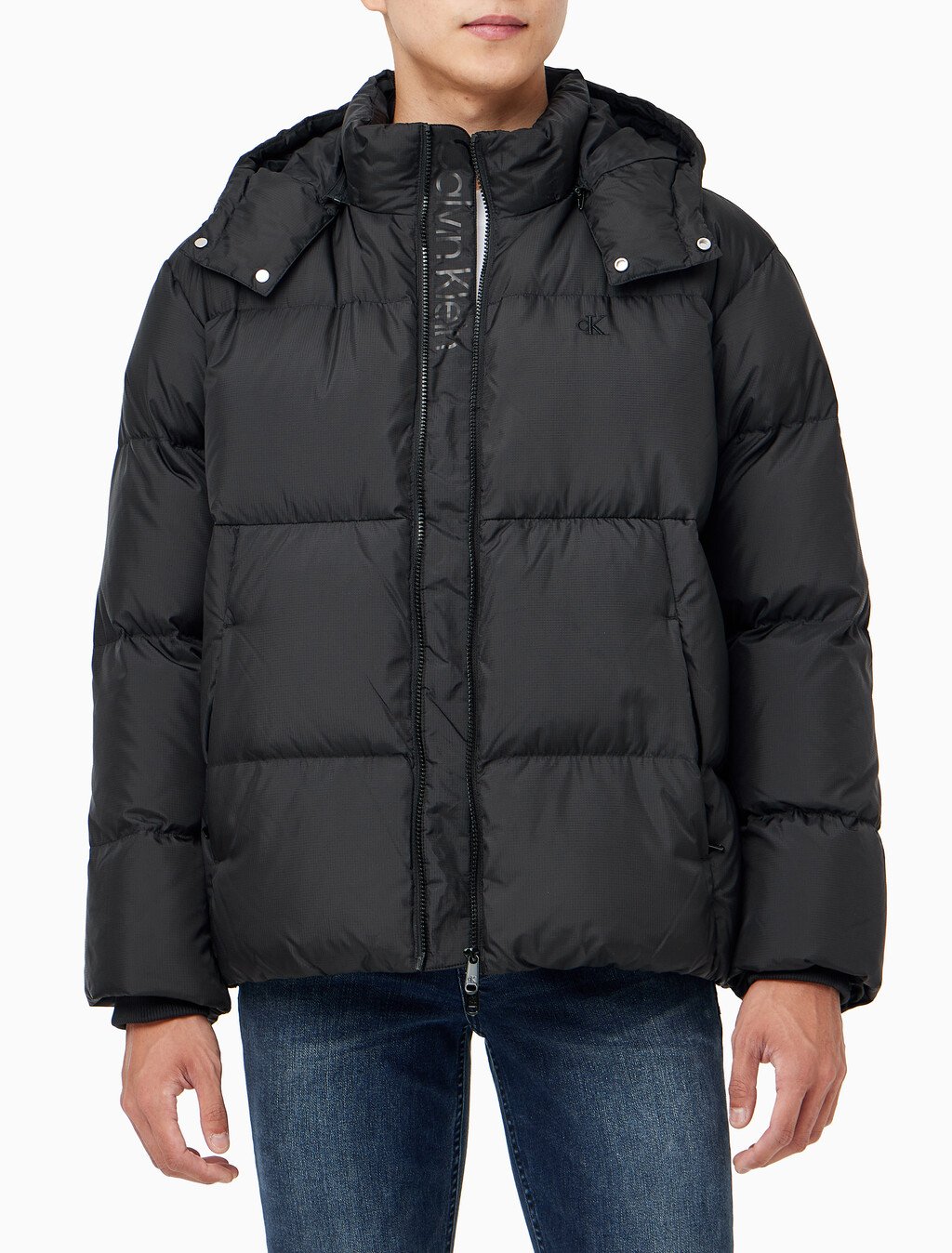 Buy 남성 글로시 후드 다운 푸퍼 in color CK BLACK