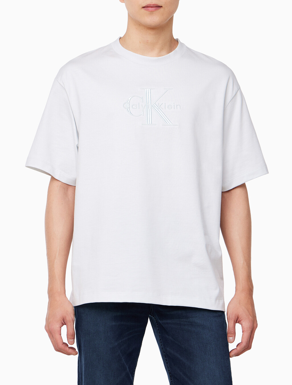 Buy 남성 릴렉스핏 히어로 모노그램 로고 반팔 티셔츠 in color BLUE BLUSH