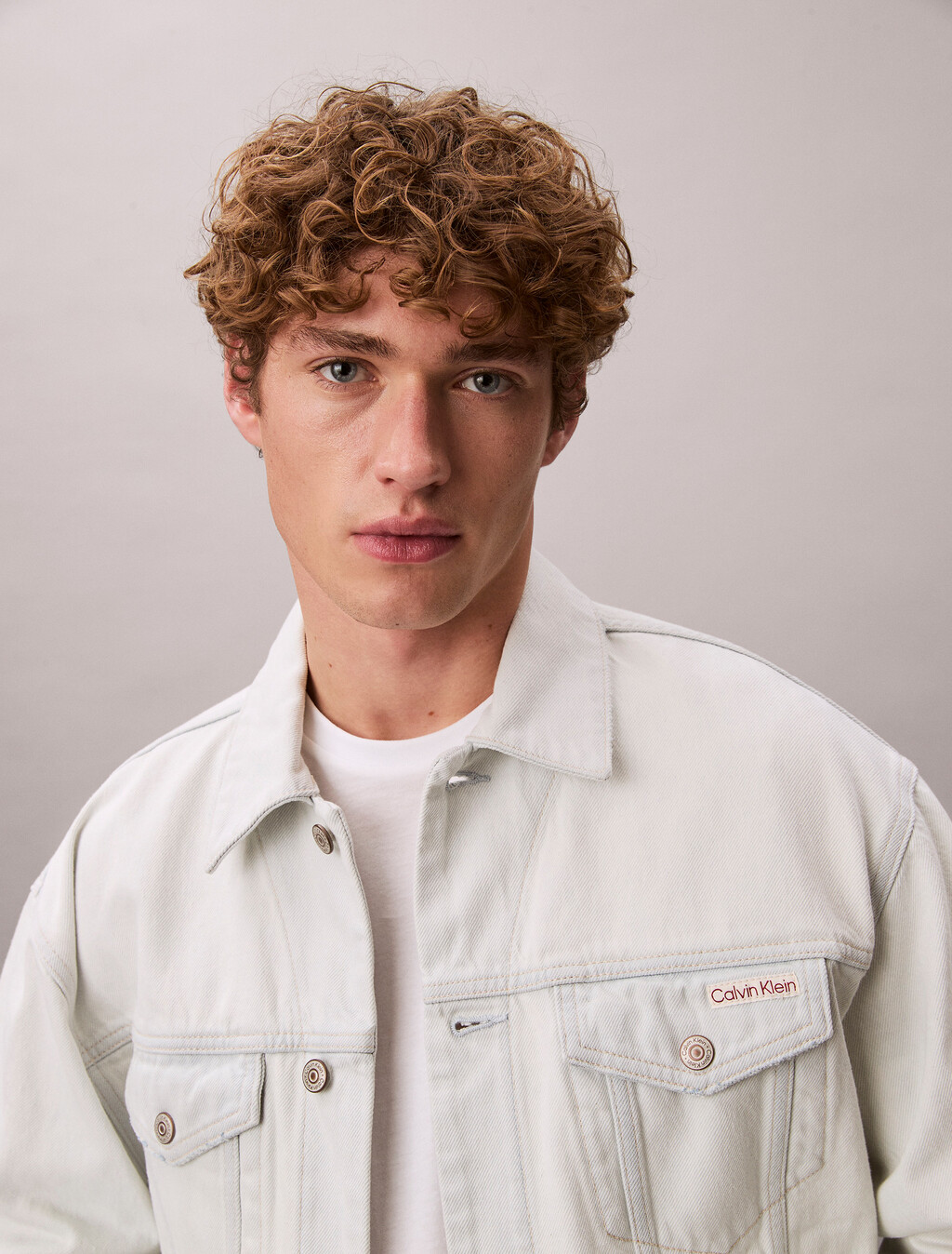 Buy 90S 트러커 자켓 in color White Blue