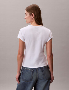 Buy 여성 그래픽 로고 베이비 티 in color BRIGHT WHITE