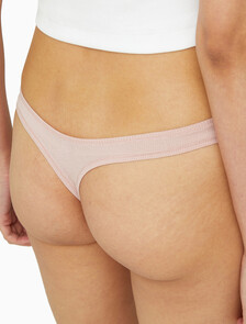 Buy 여성 CK 아이디얼 모달 립 로우라이즈 T팬티 in color SUBDUED 