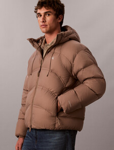 Buy 유니섹스 쉬어 후드 다운 푸퍼 자켓 in color Sugar Almond