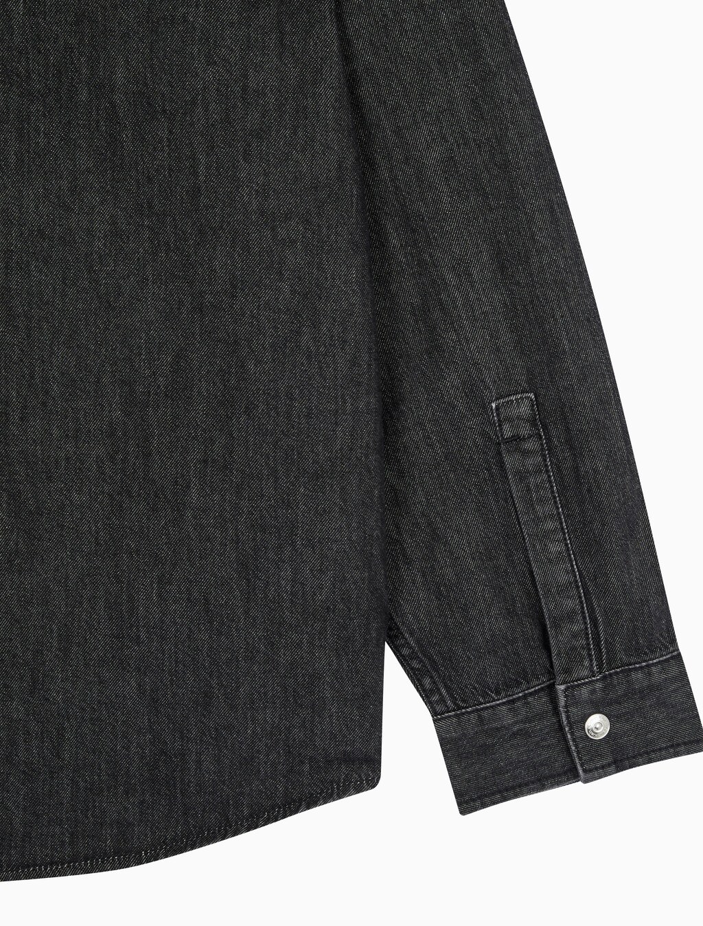 Buy 남성 릴렉스핏 데님 셔츠 in color WASHED BLACK LOGO LACE