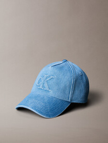 Buy 남녀공용 CKJ 스몰 모노그램 시즈널 로고 데님 볼캡 in color BLUE