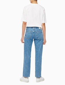 Buy 여성 로우라이즈 스트레이트핏 미드블루 데님 in color MID BLUE BACK EMBRO