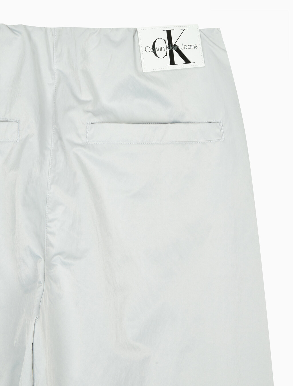 Buy 여성 소프트 크링클 파라슈트 팬츠 in color WHITE