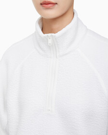 Buy 여성 릴랙스핏 쉐르파 크롭 풀오버 in color WHITE